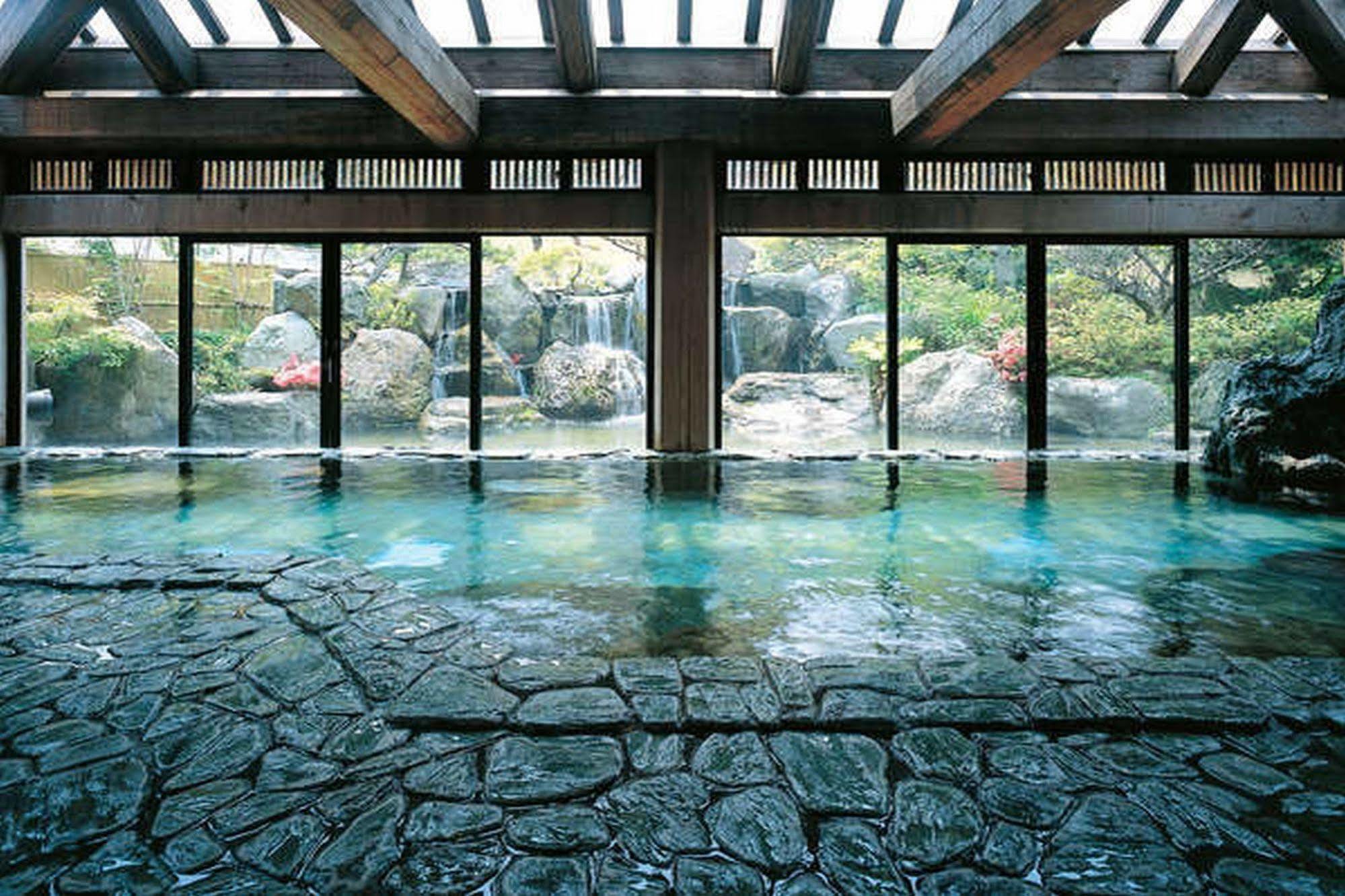 Yuraku Hotel Awara Exterior foto